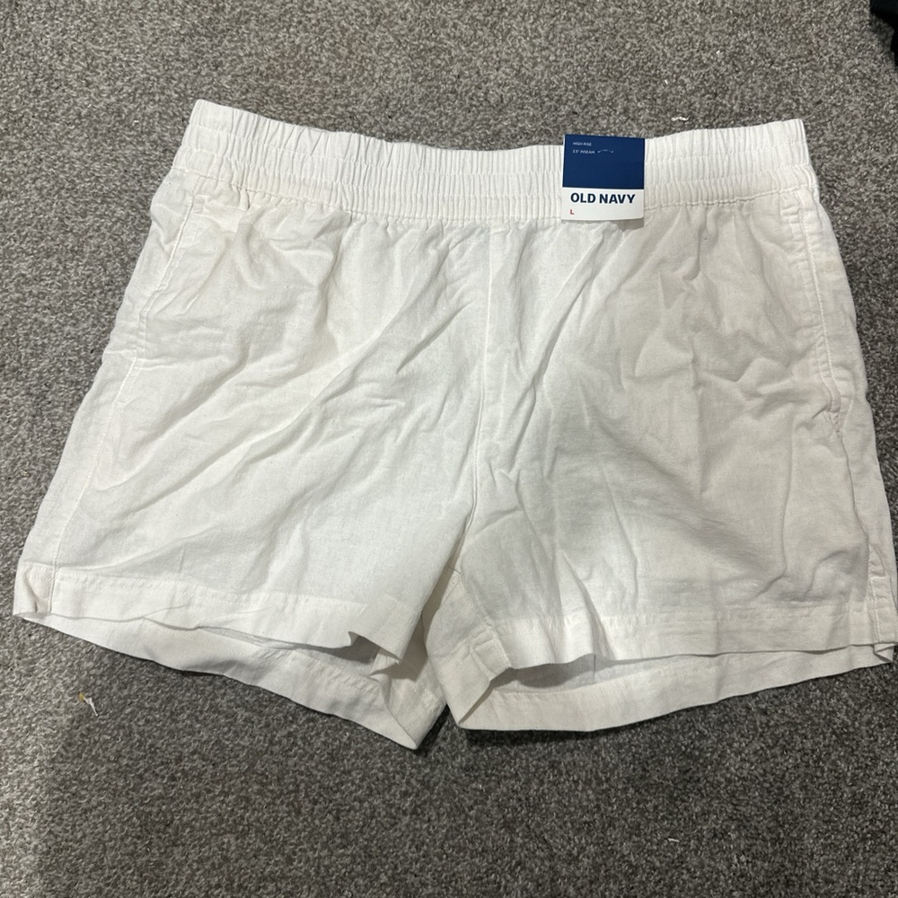 Old Navy Crisp White Casual Shorts